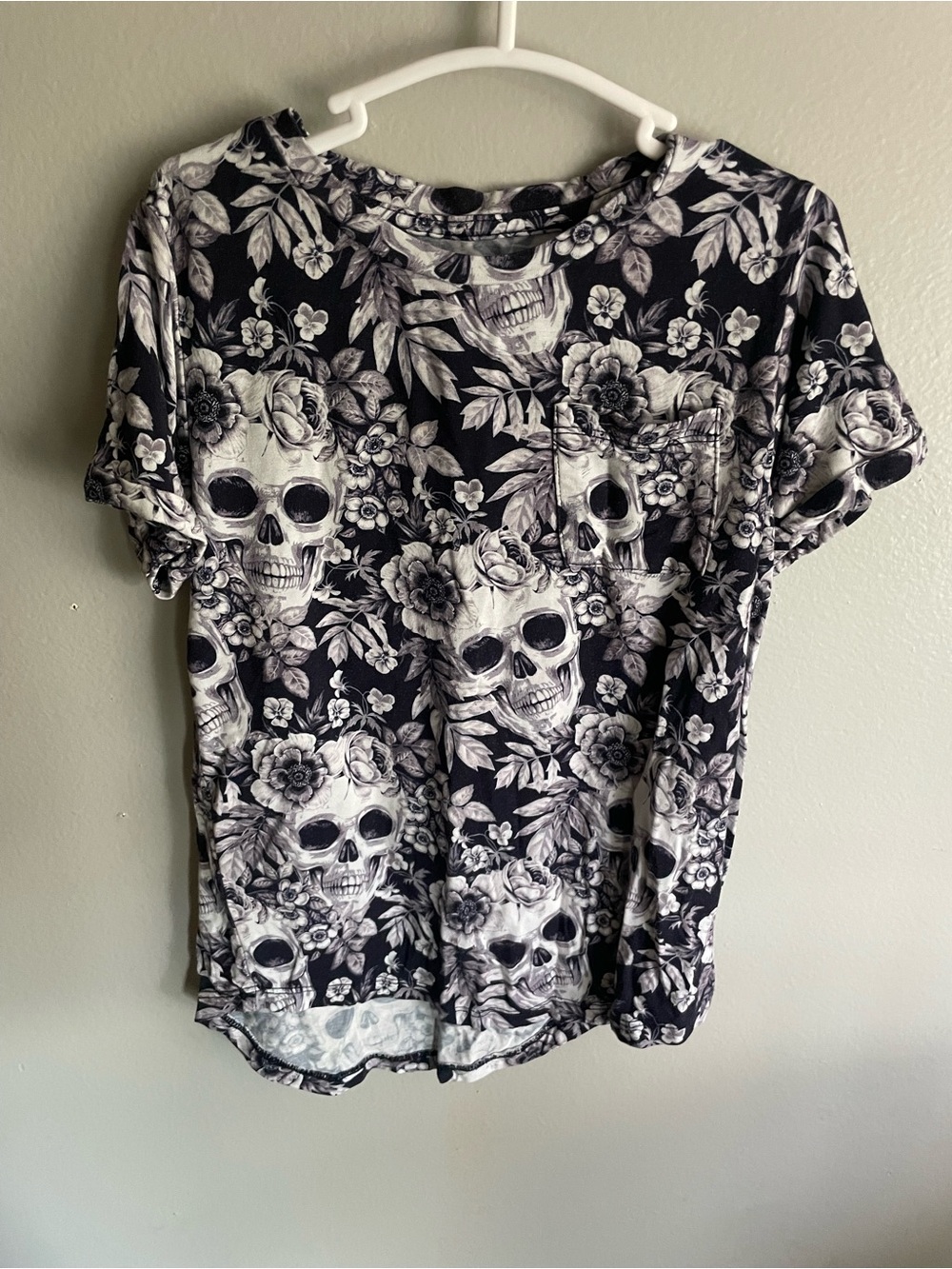 4T Bums and Roses Floral Skull Tshirt